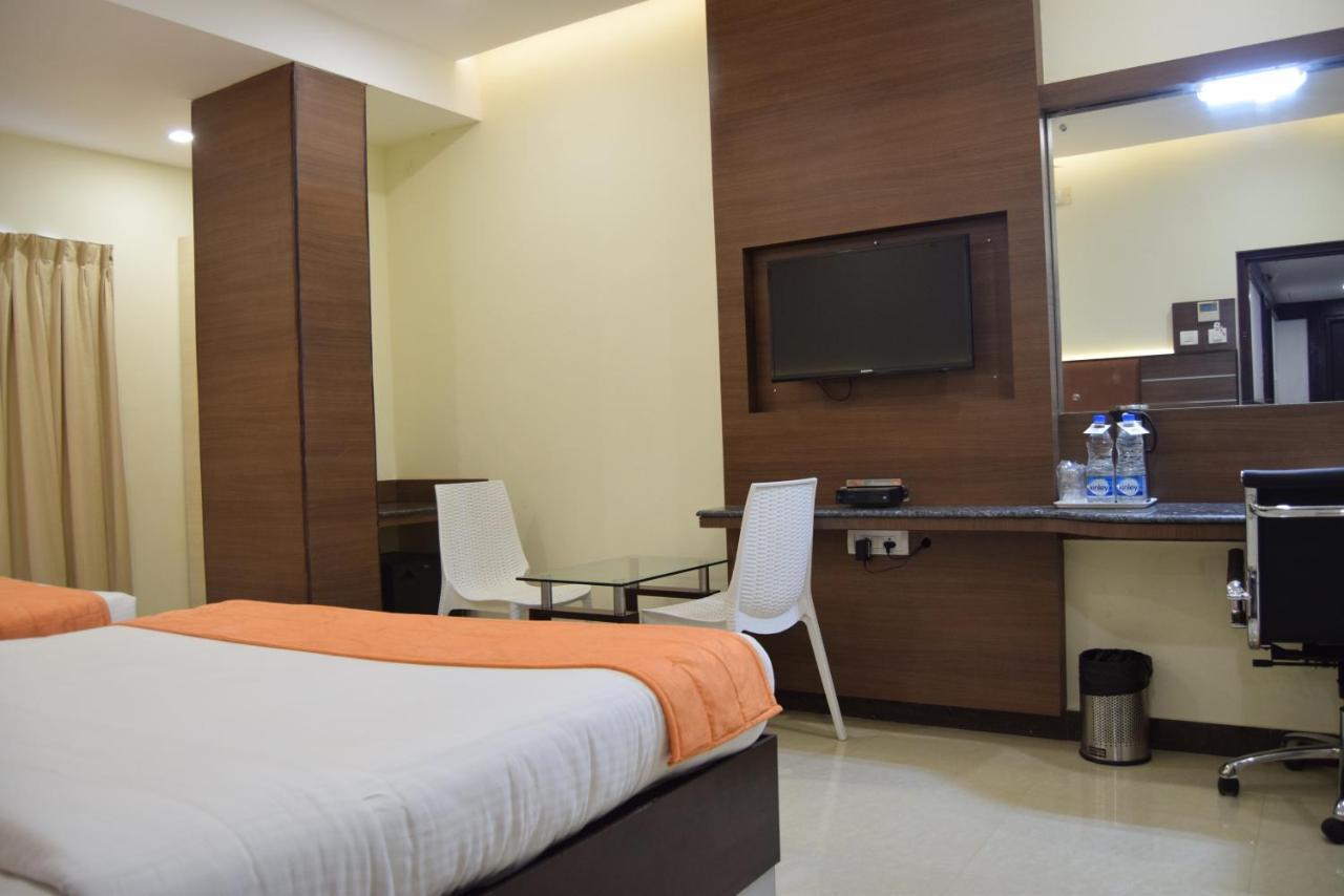 Thiviyam Airport Hotel Chennai Exterior photo